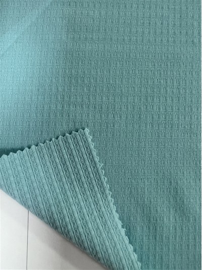 GZ-DZLP F101 骨鳥小方塊  規格：170cm 克重：130g/㎡  成分：100%復合彈性纖維  吸濕速乾 正面照